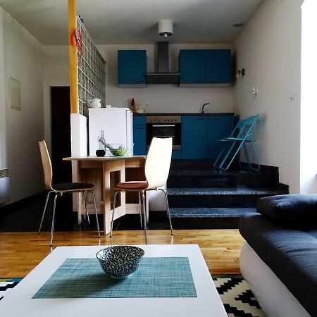 Apartment Naita Sinj Esterno foto