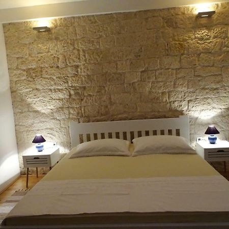 Apartment Naita Sinj Esterno foto