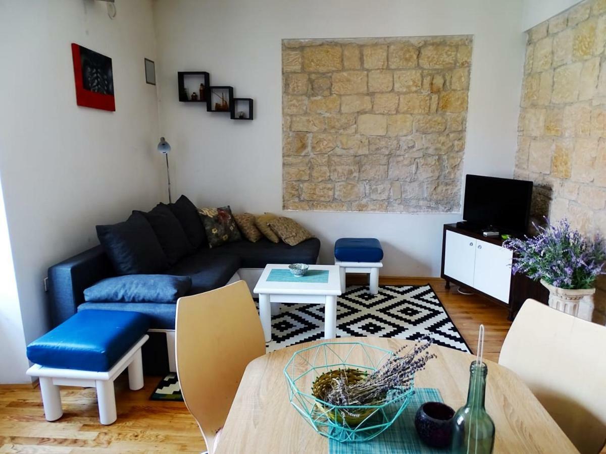 Apartment Naita Sinj Esterno foto