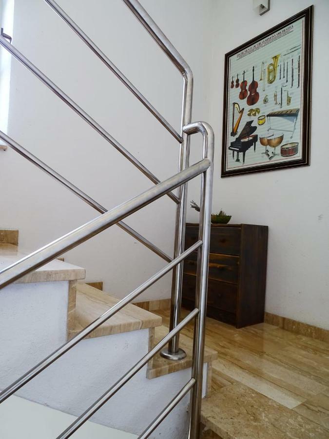 Apartment Naita Sinj Esterno foto